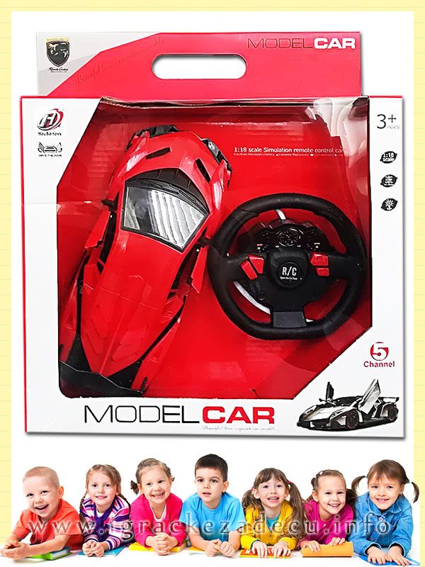 Sportski trkački auto na daljinski crveni