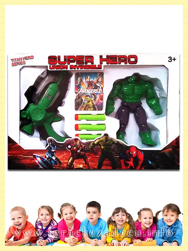 Super heroj  pištolj i lutka Hulk